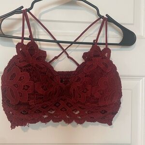 Elegant Lace Bralette - Burgundy
